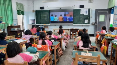 LINE_ALBUM_20250227世界母語日_250304_15.jpg