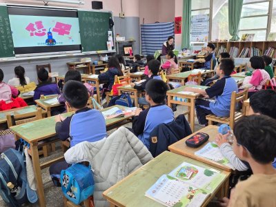 LINE_ALBUM_20250227世界母語日_250304_1.jpg