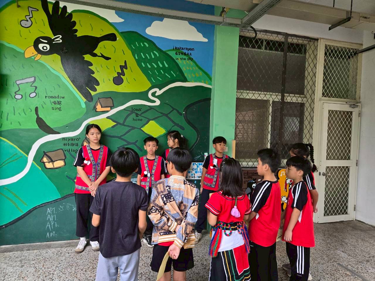 https://xc.hlc.edu.tw/~fbps_www/uploads/tadgallery/2026_03_07/586_LINE_ALBUM_2025117故事節_260307_24.jpg 