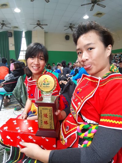 學生團體組獲得優勝.jpg