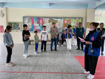 LINE_ALBUM_1141209彰化縣幼瑩廣慈文教學會致贈聖誕禮_251210_35.jpg