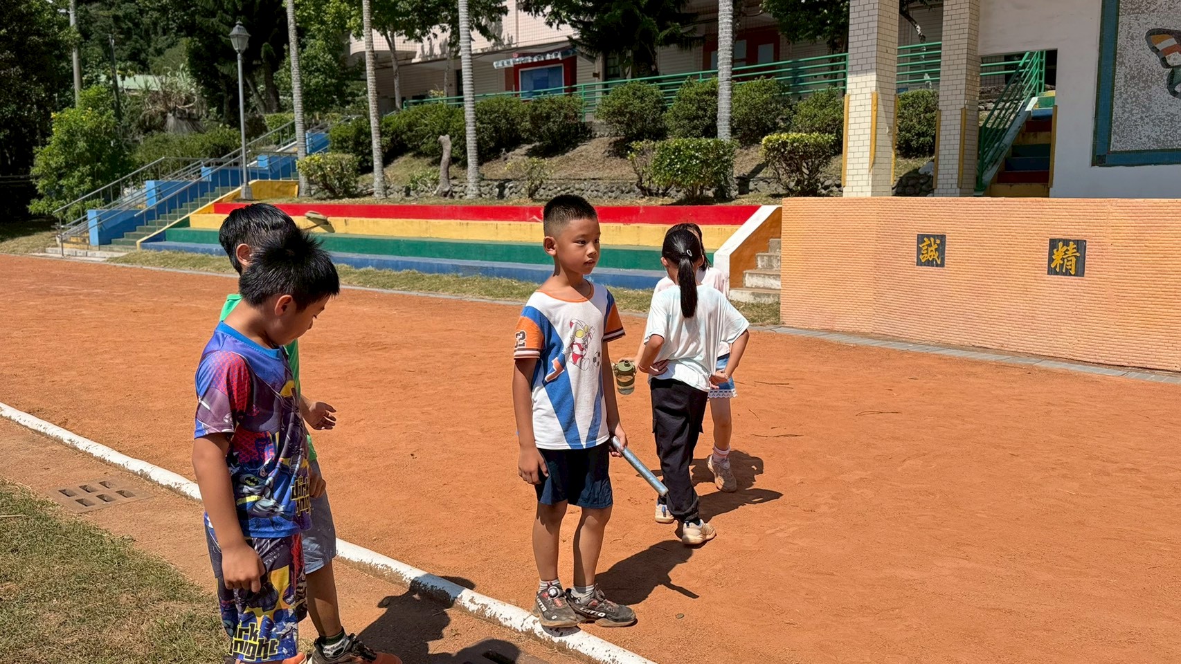 https://xc.hlc.edu.tw/~mrps_www/uploads/tadgallery/2026_06_04/17846_LINE_ALBUM_1150528大頭照_260529_19.jpg 