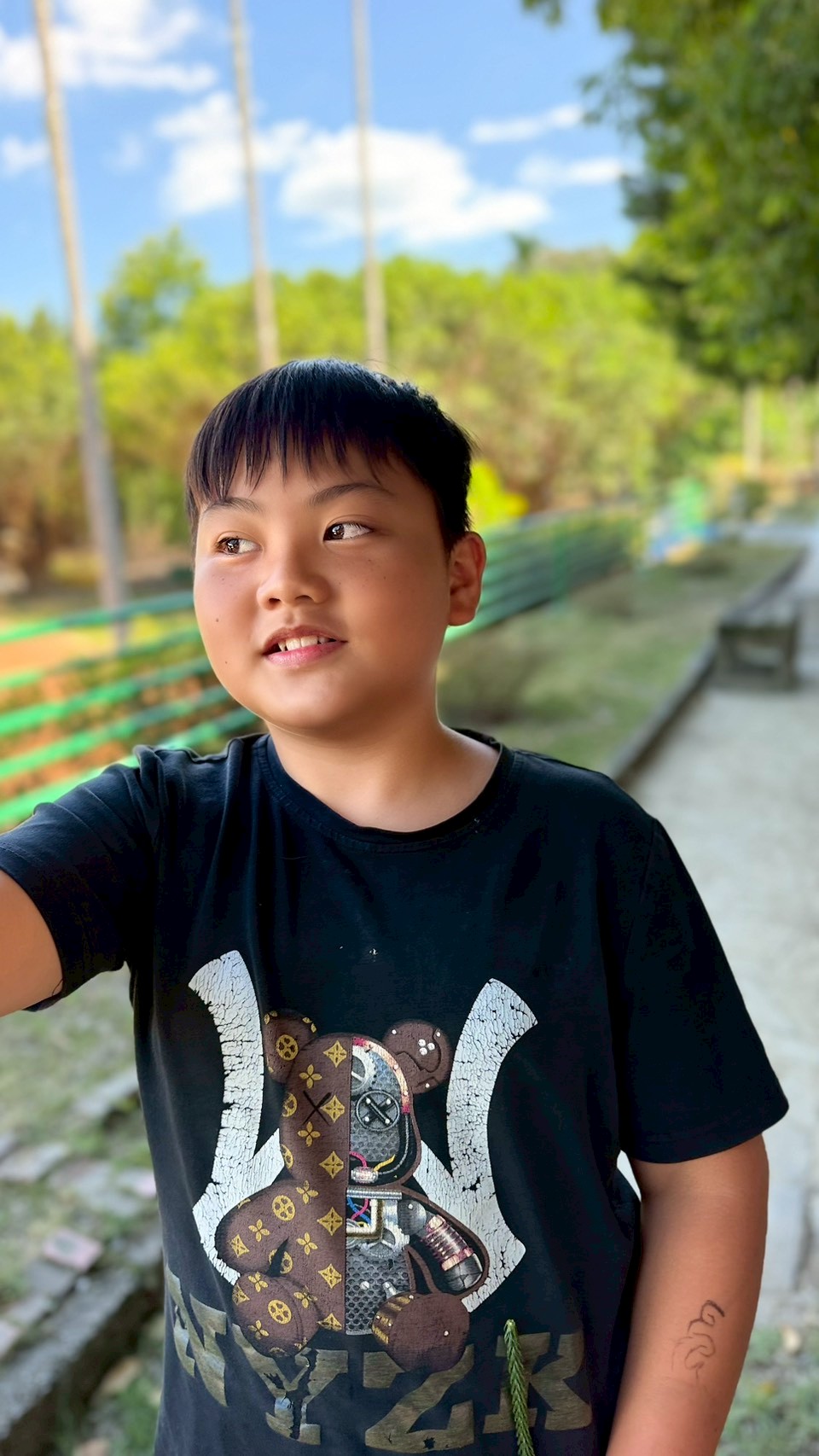 https://xc.hlc.edu.tw/~mrps_www/uploads/tadgallery/2026_06_04/17938_LINE_ALBUM_1150528大頭照_260529_111.jpg 
