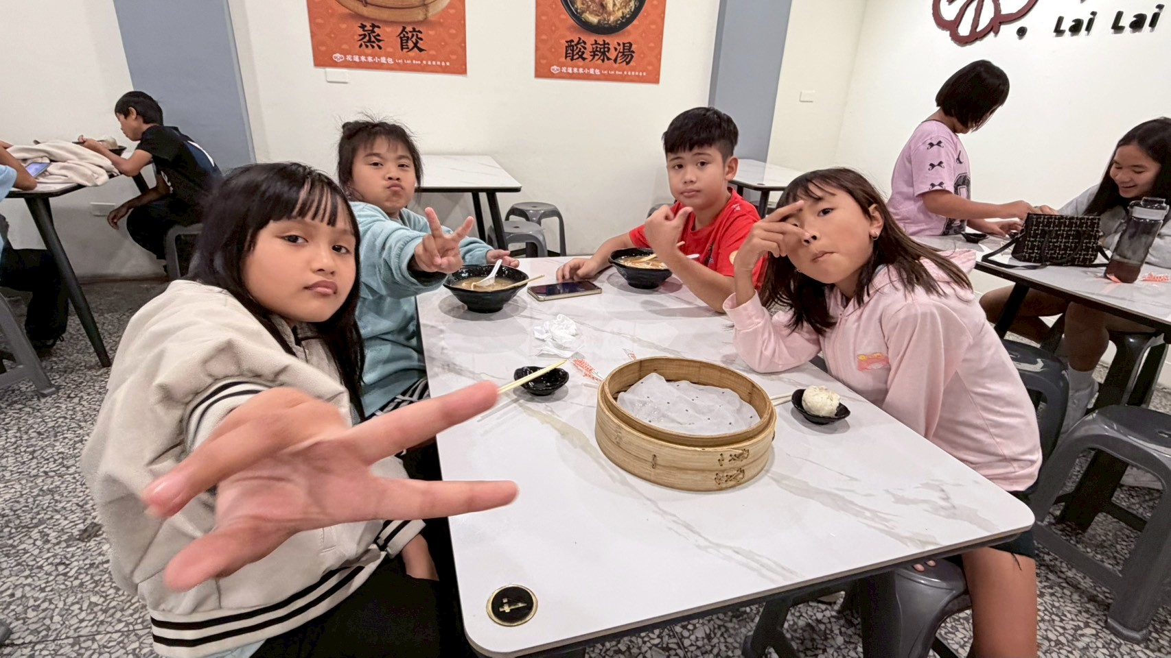 https://xc.hlc.edu.tw/~mrps_www/uploads/tadgallery/2026_06_04/17991_LINE_ALBUM_1150529_260603_52.jpg 