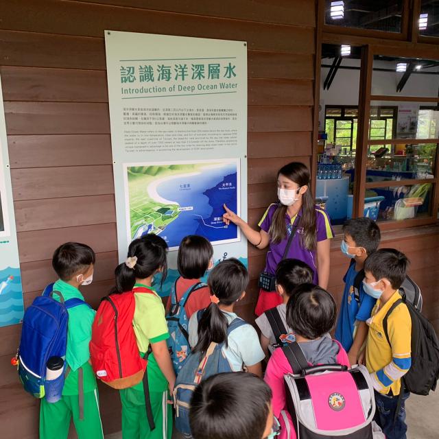 https://xc.hlc.edu.tw/~phps_www/uploads/tadgallery/2020_06_12/797_借傳：藝文場館_200603_0009.jpg 