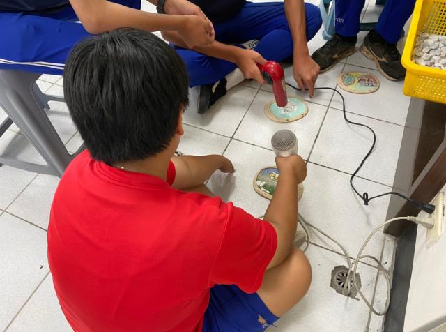 https://xc.hlc.edu.tw/~smjh_www/uploads/tadgallery/2021_04_14/1274_20200620璞石畫體驗_200712_74.jpg 
