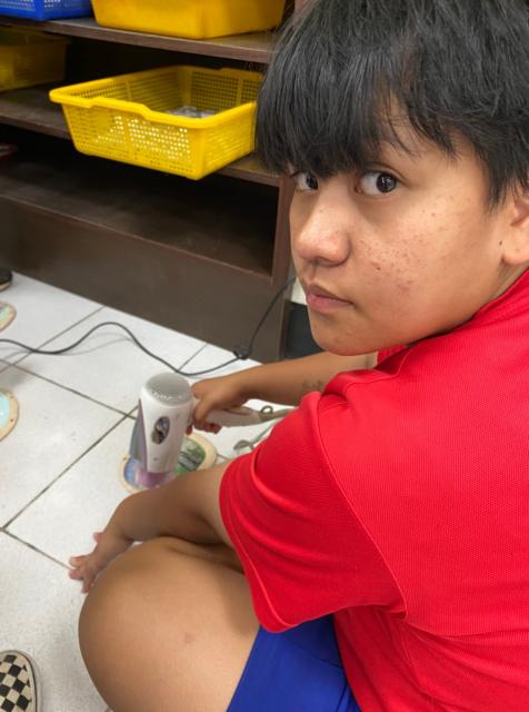 https://xc.hlc.edu.tw/~smjh_www/uploads/tadgallery/2021_04_14/1276_20200620璞石畫體驗_200712_76.jpg 