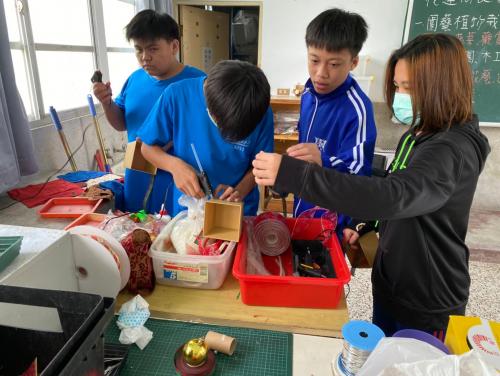 20201211八年級高中職參訪_210202_46.jpg