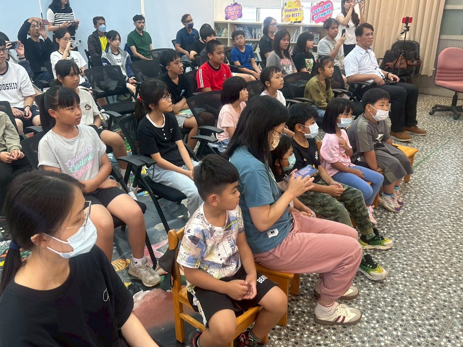 https://xc.hlc.edu.tw/~sulps_www/uploads/tadgallery/2026_05_27/6125_LINE_ALBUM_1150518靜心高中來校_260527_113.jpg 