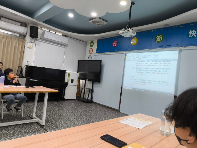LINE_ALBUM_20250212校務會議_250213_23.jpg