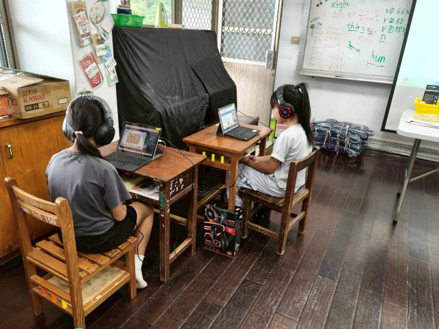 LINE_ALBUM_20251023靜心線上英文學伴課程_251028_3.jpg