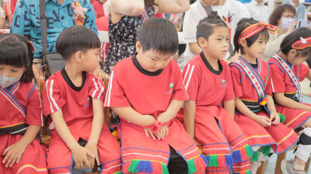 LINE_ALBUM_20250620畢業典禮_250815_327.jpg