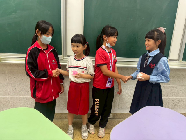 LINE_ALBUM_1141030靜心高中_251103_163.jpg