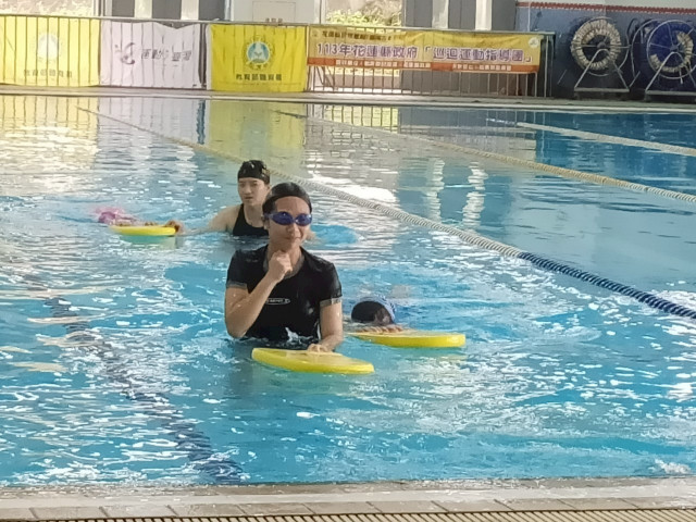 LINE_ALBUM_2025411游泳教學_251103_10.jpg