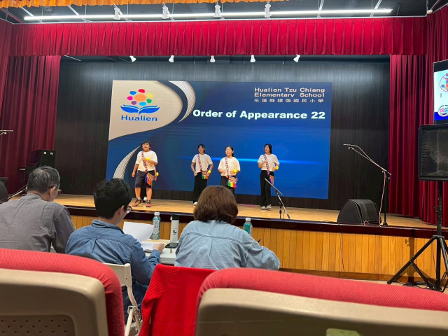 LINE_ALBUM_1140409英文歌唱練習_0412英語歌唱比賽_251103_15.jpg