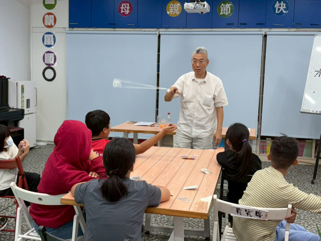 LINE_ALBUM_20251103田園老師科學課_251112_20.jpg