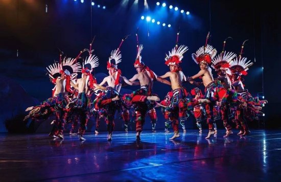 花蓮高工原住民舞蹈團