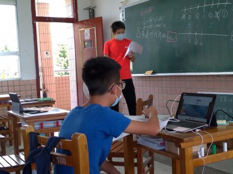 006.jpg
