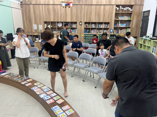 https://xc.hlc.edu.tw/~zlips_www/uploads/tadgallery/2026_09_28/14614_LINE_ALBUM_1150904聯合班親會_260928_25.jpg 